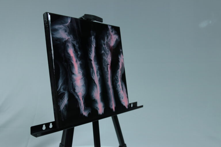 Cztery flamingi w delcie Rodanu